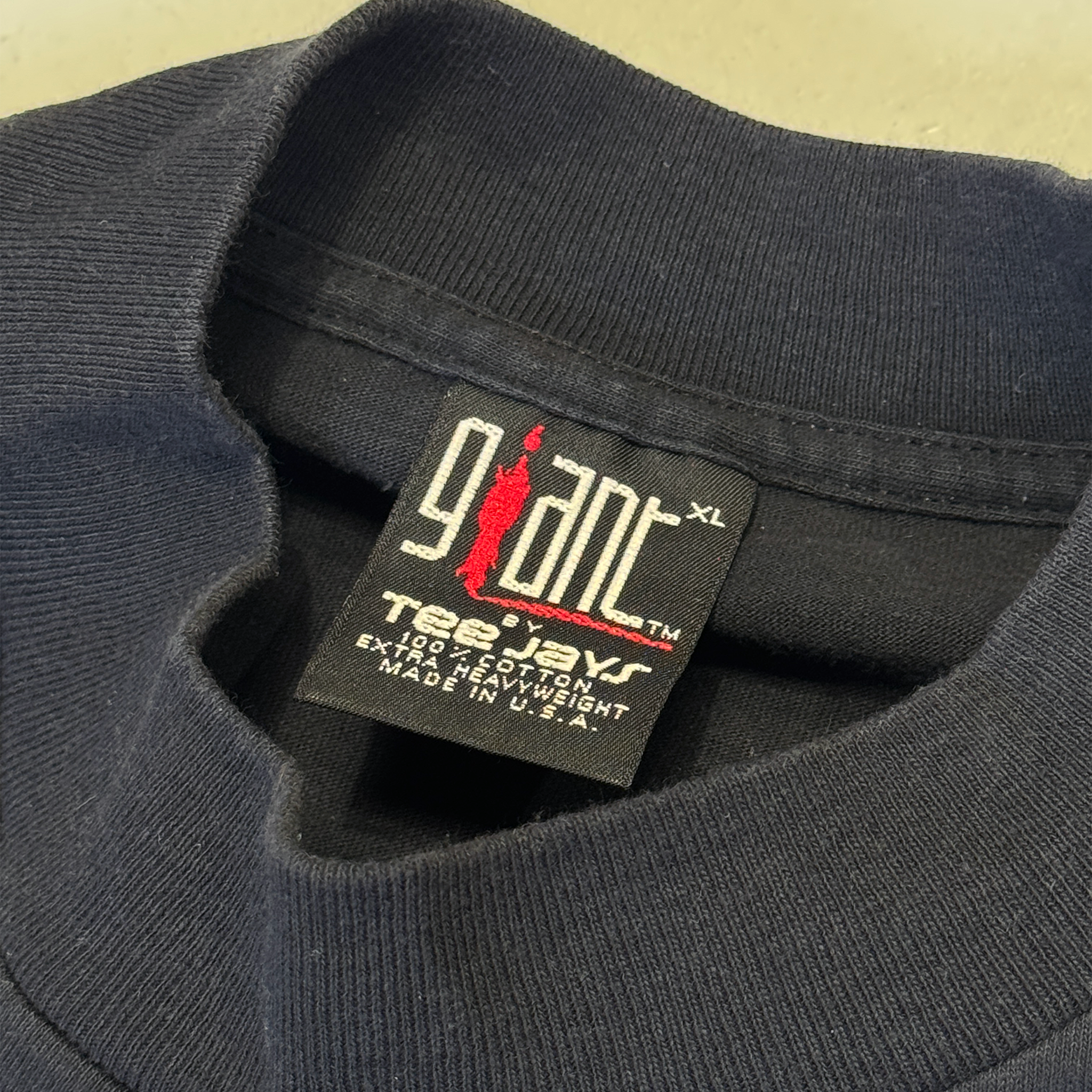 Sade Love Deluxe World Tour Longsleeve – ThriftCon Sade Love Deluxe World Tour Longsleeve – ThriftCon
